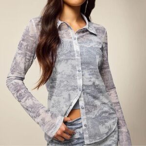 Greyson Huntress Toile current Blue and White Scenic Print Blouse S